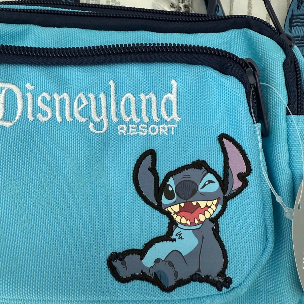 Disney Parks Stitch convertible crossbody/belt bag